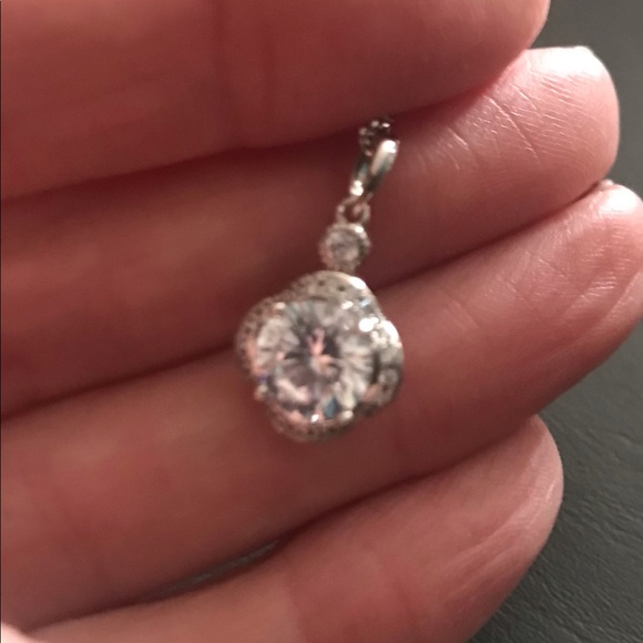 Charmed Aroma | Necklace - Picture 3 of 12